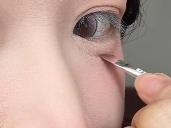 无中生有卧蚕！