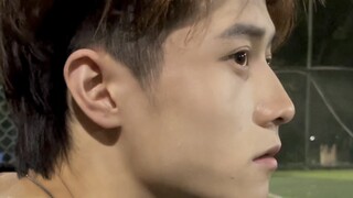 在学校没见过我？