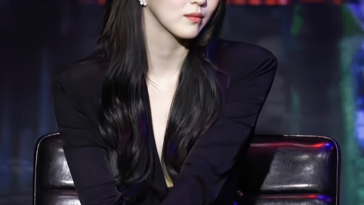 Han So-Hee, Who Became Famous for the Role of a Mistress