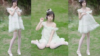 Sweet and lively girl in summer~Pop