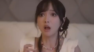 Gadis kira pernikahannya dengan CEO cuma kontrak, tapi dia memanjakannya