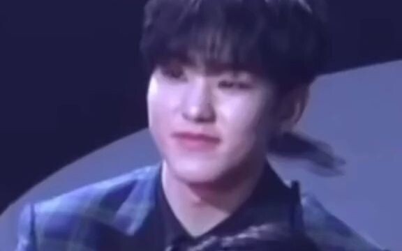 【Red Velvet】Tak Berada di Sisiku