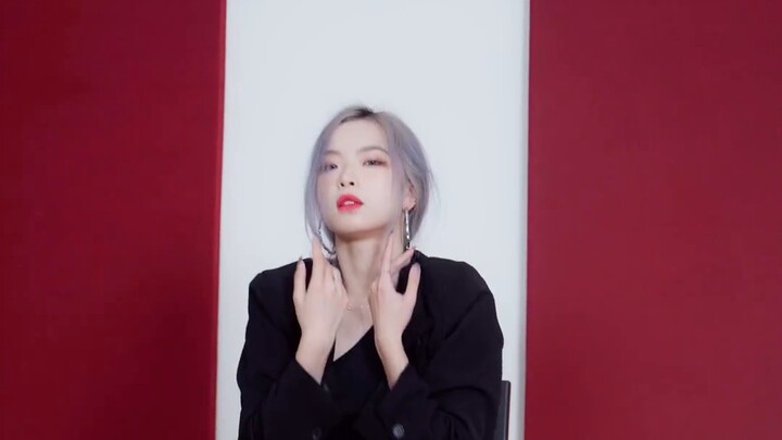 [Straight shot vertical screen] Sexy dance every second, are these the legs you like?