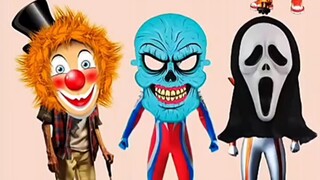 Little Zero juga datang untuk melawan monster.