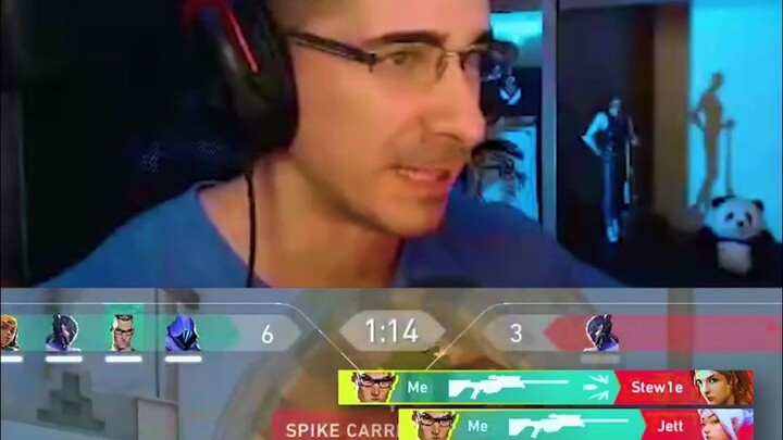 Đánh không lại thì Horcus phun luôn