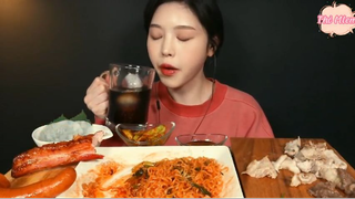 Mì trộn ức bò, thịt ba chỉ, xúc xích Kielbasa phần 5 #anngonmoingay