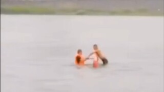 #Cứu hộ thuyền kayak# Thật sự khéo léo và dũng cảm