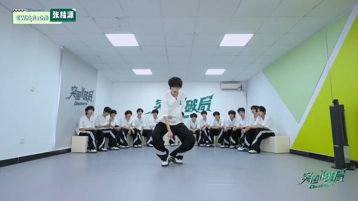 【Zhang Guiyuan】Tarian whiplash-nya sangat memikat, ekspresi wajahnya juga sangat pas