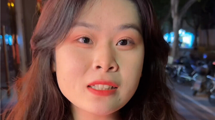 When Gao Yuyu's bestie opened a snack shop!