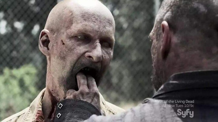 Zombie: Orang ini kayaknya goblok, ya???