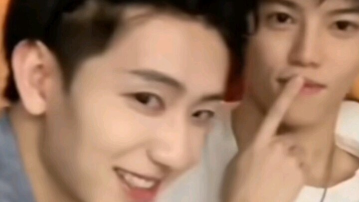 Cặp đôi đang trong giai đoạn yêu đương nồng cháy thực sự “mãnh liệt” đến mức nào… Liệu đây có phải t