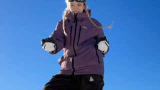 Feeling warm after jumping in the snowy mountains of New Zealand! NewJeans-Supernatural