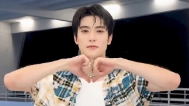 面子哥三连cha 终于等到队外的了