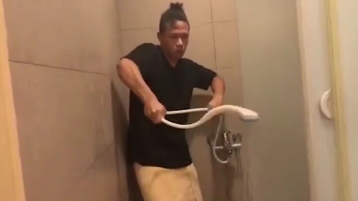 วิดีโอของมนุษย์ยุคแรกๆ ที่ควบคุมฝนป่า