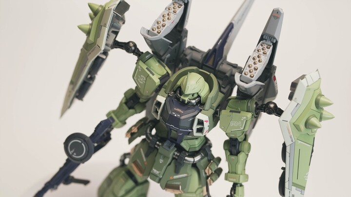 [Matt C-shaped buckle] Bandai MG Phantom Zaku spray painting makes one of the strongest internal str