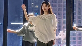 【雨爱】窗外是下雨的重庆，很应景～ #小橘编舞