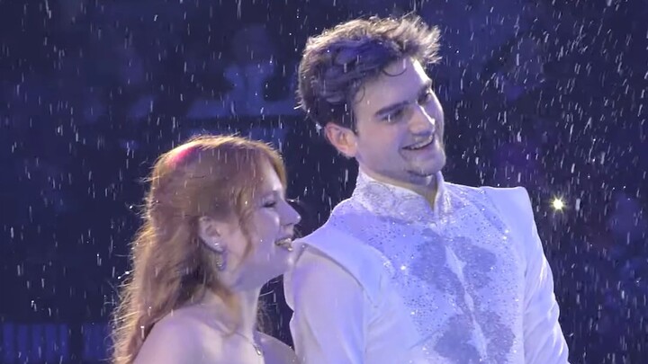 Are you sure this is an ice show, not a wedding? (Front view)