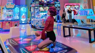 短发梦回二代团，红蕾丝高跟鞋，跳舞机泫雅babe