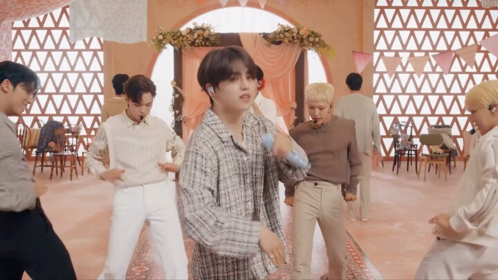 Seventeen’s “Darling” feels fresh every time you watch it—still updating…