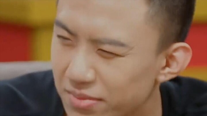 Fu Hang hears the reactions in his comment section