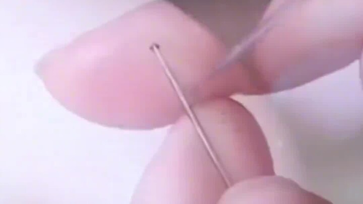 #What to do when you get a wood splinter in your hand? Learned something new—Mom won’t have to worry