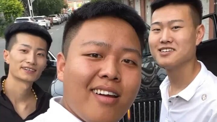 【Sân khấu sến súa】299 Con đường đời và những chông gai, có người làm đàn em, có người làm đại ca.