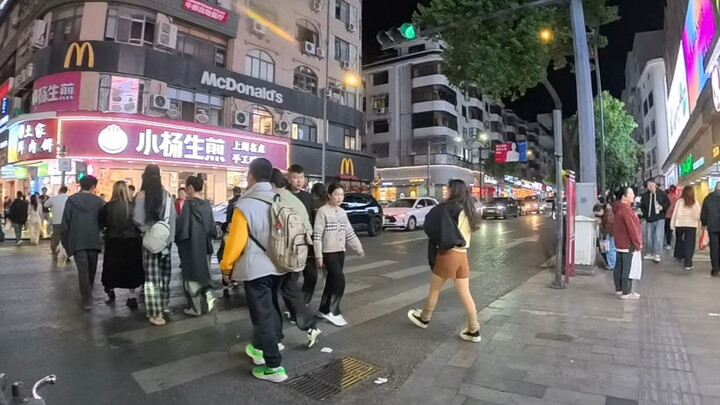 “هل يمكن لأمي أن تخدعك؟” “لقد استنفدت كل الحيل!”