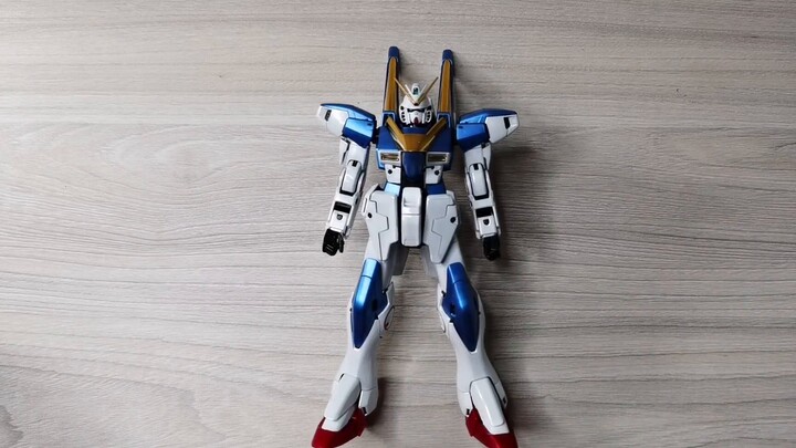 [Animasi Stop Motion] Deformasi Gundam V2ab menunjukkan versi kartu MG