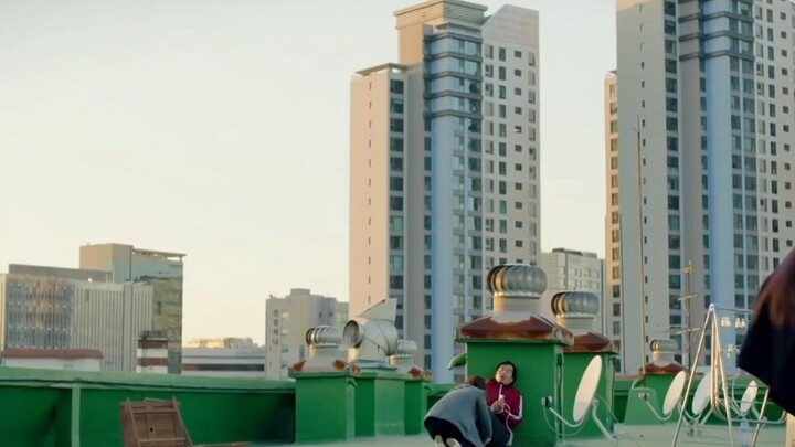 Strong woman do bong soon