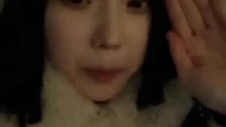 Netizen: Boleh nggak kayak vakum, nyedot pipimu?  Dongdong: Boleh, tolong deh!