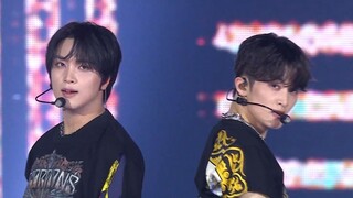 لي ماك 82 بريسين (بمشاركة كاي تشان) مسرح 250427