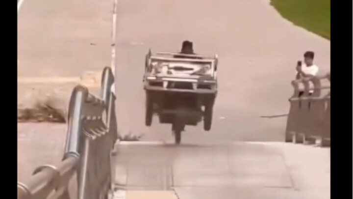 Bộ ba bảo vệ công đức