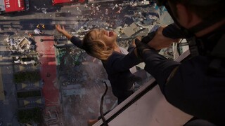 【宇哥】灭绝人类的大灾难，天崩地裂，大厦倾斜50度！《紧急呼救S2-02》