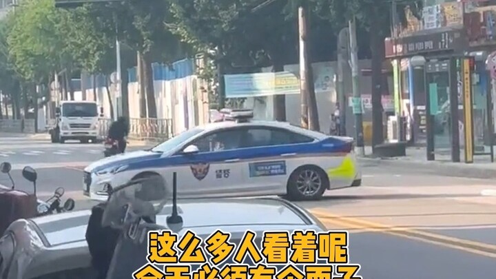 Police Officer: Piece of cake!