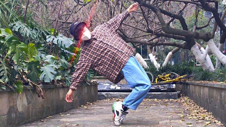 High energy ahead! Drop frame dance animation, mechanical dance is still the best feeling! Longge co