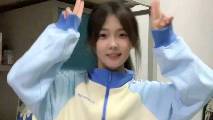 再有十分钟就下楼啊，哥哥