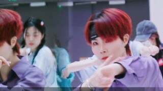 [Fulaishe-Times Fengjun] Wanita berambut pendek merah dengan kemeja ungu melaporkan｜Ibu kota Ma Jiaq