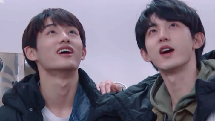 Xiao Guo & Xiao Dong // Born in the same year and month, they’re twins who look alike but have total