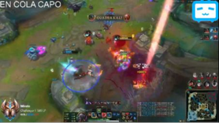 Khi bạn feed cho Aatrox quá nhiều - #lienminh