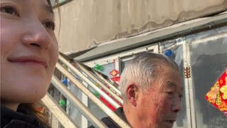 新年快乐，给大家表演个头卡栏杆，之姥爷的孝顺孙女