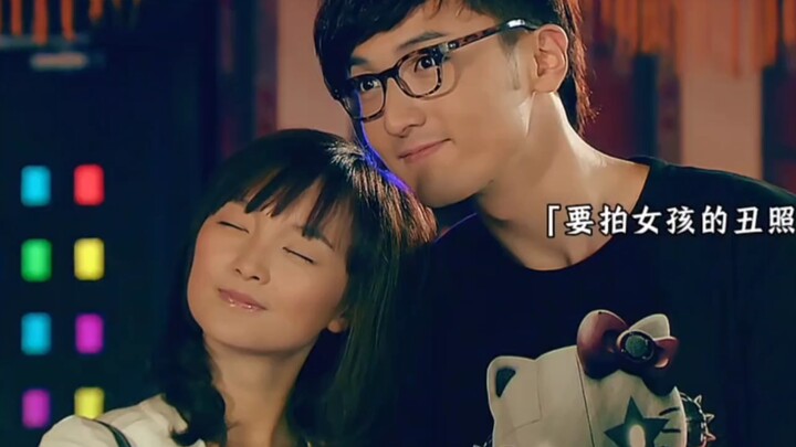 “Chiếc điện thoại này hay quá, còn tự động chỉnh ảnh nữa!”