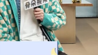 Lin Yi Lin Yi said that variety shows opened up my slow-tempered personality. Lin Yi has become a li