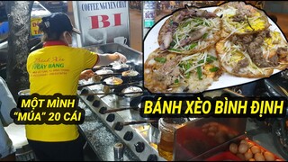 Một mình chị chủ "Múa" 20 khuôn bánh xèo "Cây Bàng" gốc Bình Định không kịp bán cho khách