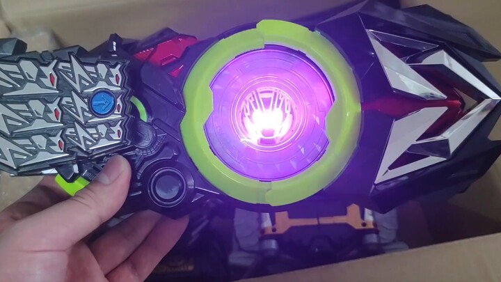 A total of 2200 yuan! Kamen Rider Zero-One lucky bag is packed in a big box!
