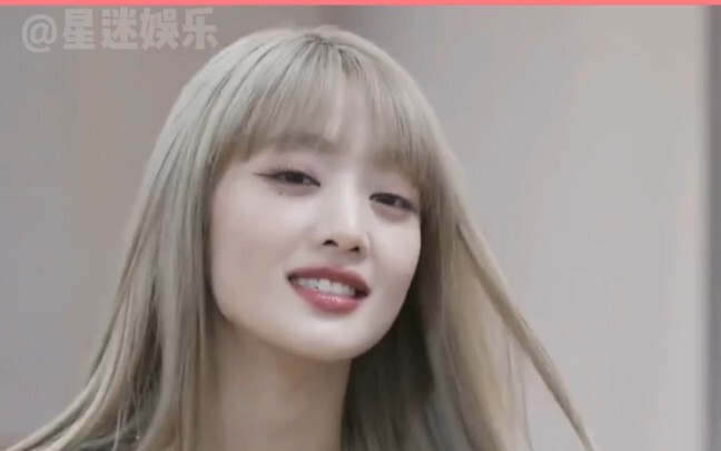 Ye Shuhua really looks great with blonde hair!!