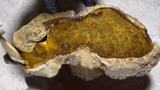 [DIY] Carving A Golden Toad From A Tree Tumor To Make A Teaboard