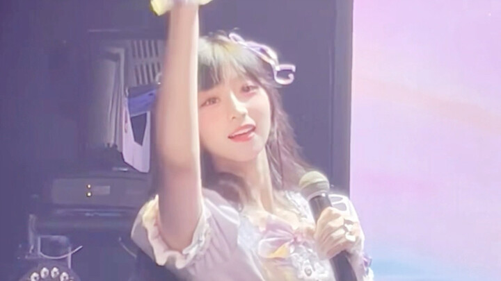 อุตสาหกรรมไอดอลใต้ดินเซี่ยงไฮ้ไม่ได้饱和กันแล้วหรือไง ทำไมยังมีมือใหม่ที่แม้แต่การไลฟ์คู่ยังทำเป็นเลยไ