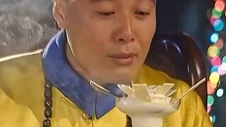 王爷吃冰淇淋时只是吹了口寒气，怎料却遭到了洋人的嘲笑！