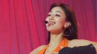 看意气风发大美人！朴志效10 minutes超美饭拍混剪