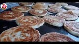 Ẩm thực đường phố Ấn Độ - Bánh rán thơm ngon nóng hổi.